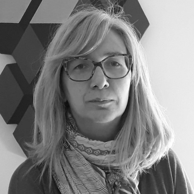 Mirella R. Abrisqueta